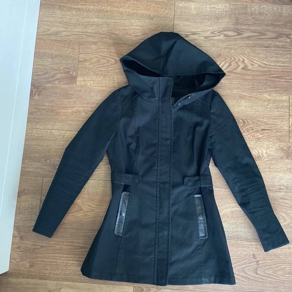 Mackage spring/fall jacket.  Size medium, colour black - Picture 2 of 8